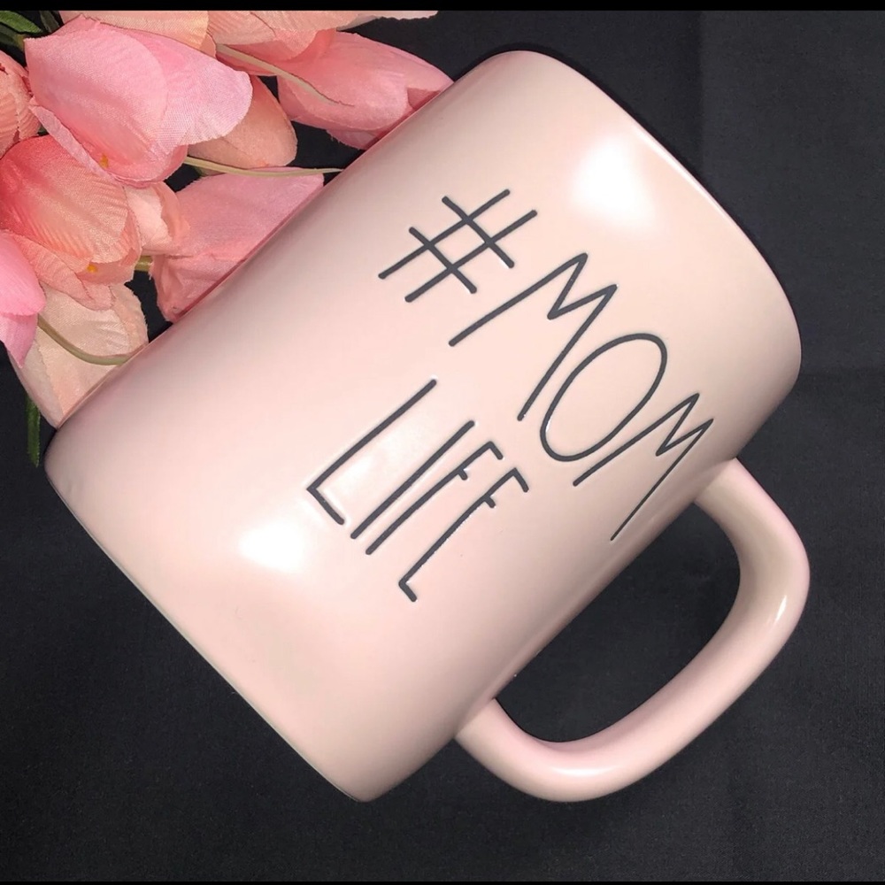 Rae Dunn “#MomLife”